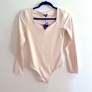 NWT Express Long Sleeve Body Suite Off White Size XS